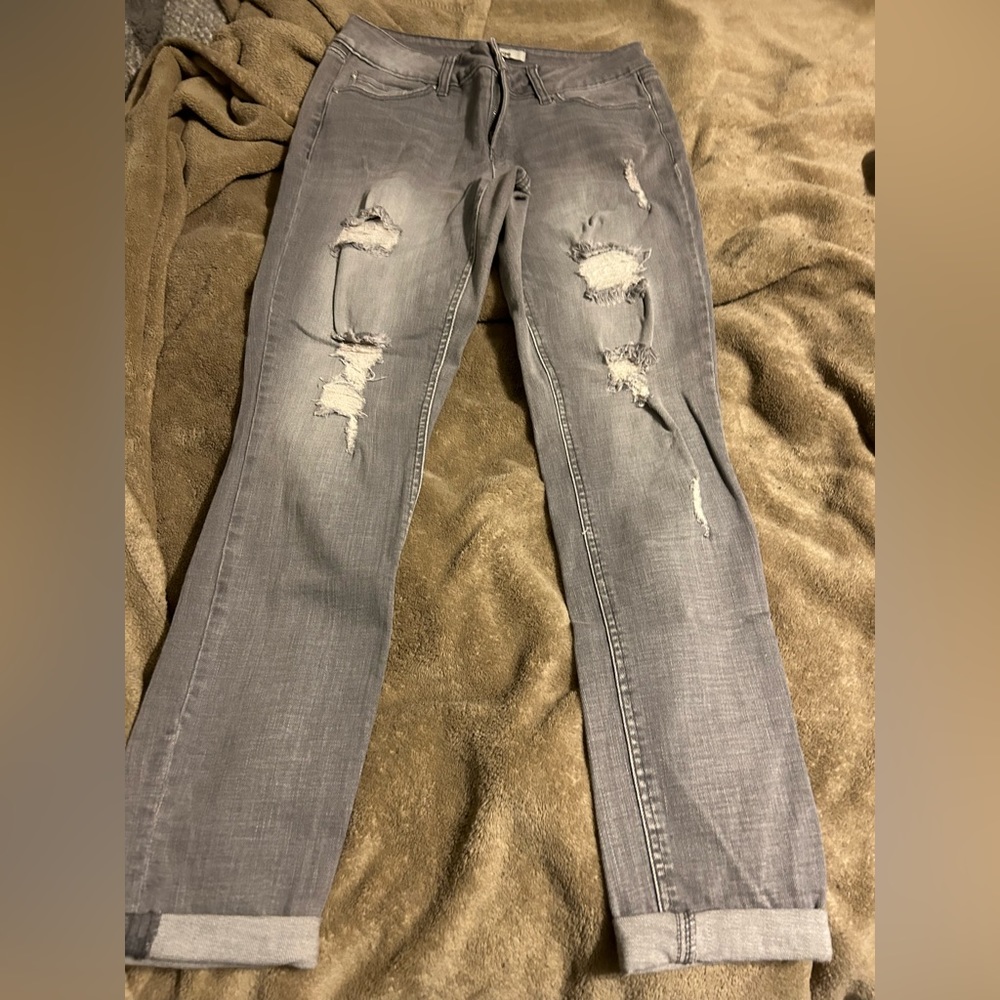 Gray distress